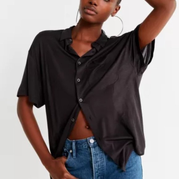 Urban Outfitters Over-sized Button Down Shirt - Picture 3 of 3